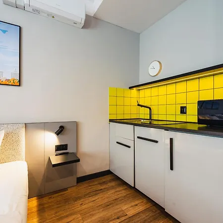 Stary Rynek Old Market 3* بوزنان